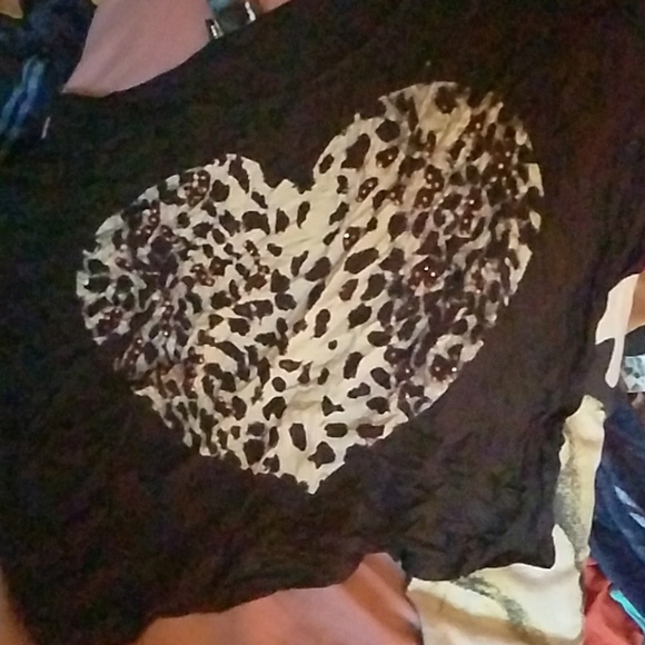 Wet seal shirt - Picture 1 of 2